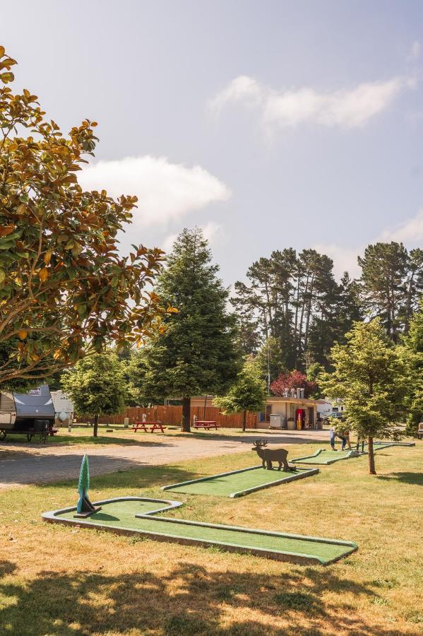 Redwood Coast Cabins And Rv Resort Eureka Eksteriør billede