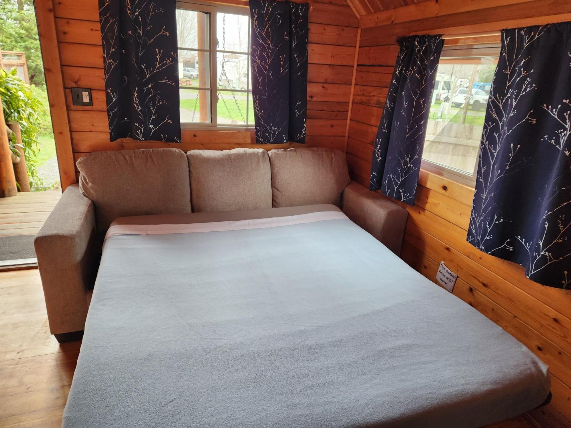 Redwood Coast Cabins And Rv Resort Eureka Eksteriør billede